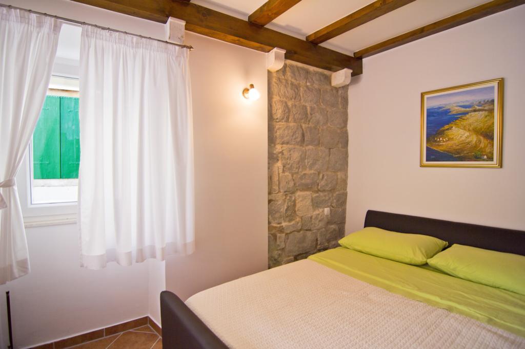 Apartments Donika Komiža Exterior foto